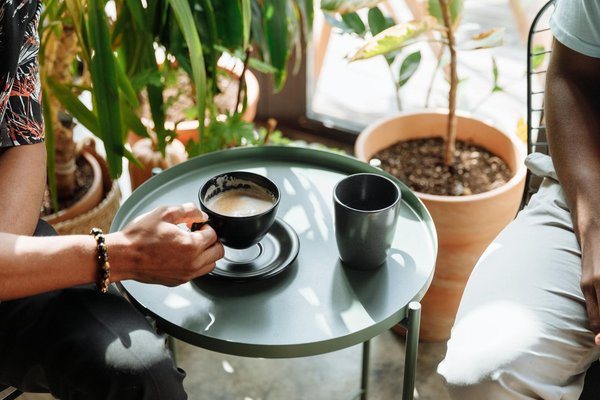 Boucles d'oreilles : accessoire mode phare et allié du style féminin